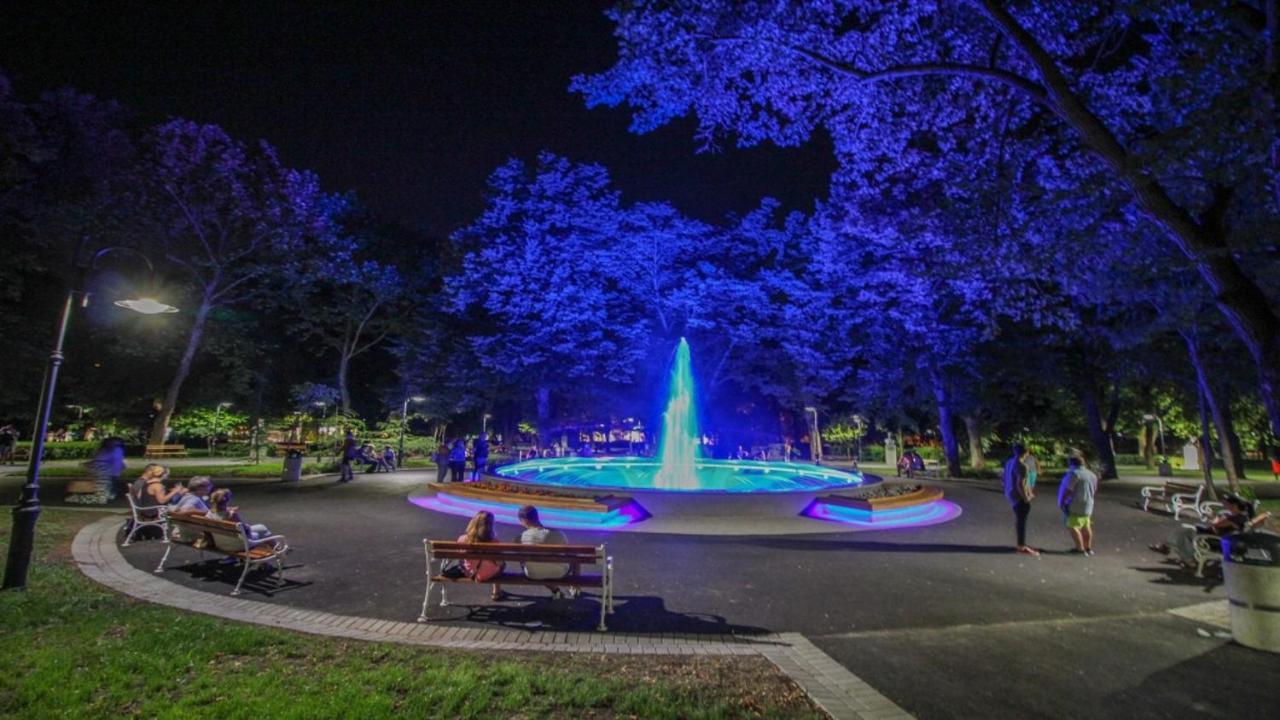Great Apartment Near The Sea,Central Place! Burgas Esterno foto