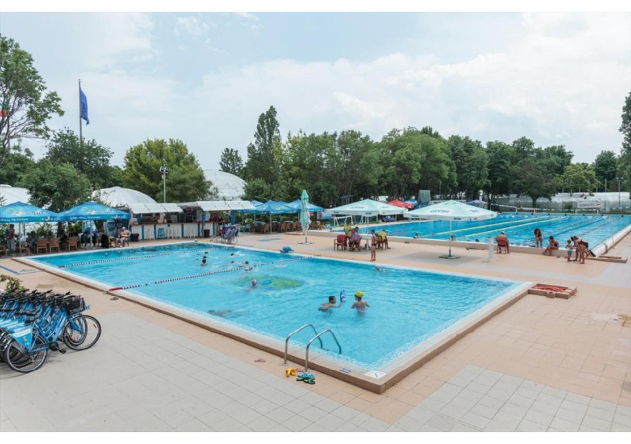 Great Apartment Near The Sea,Central Place! Burgas Esterno foto