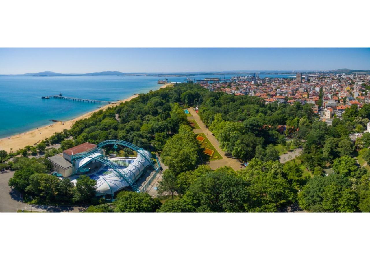 Great Apartment Near The Sea,Central Place! Burgas Esterno foto