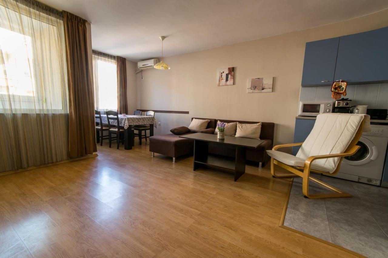 Great Apartment Near The Sea,Central Place! Burgas Esterno foto
